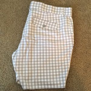 Lee Comfort Wait Shorts 8”, Size 18